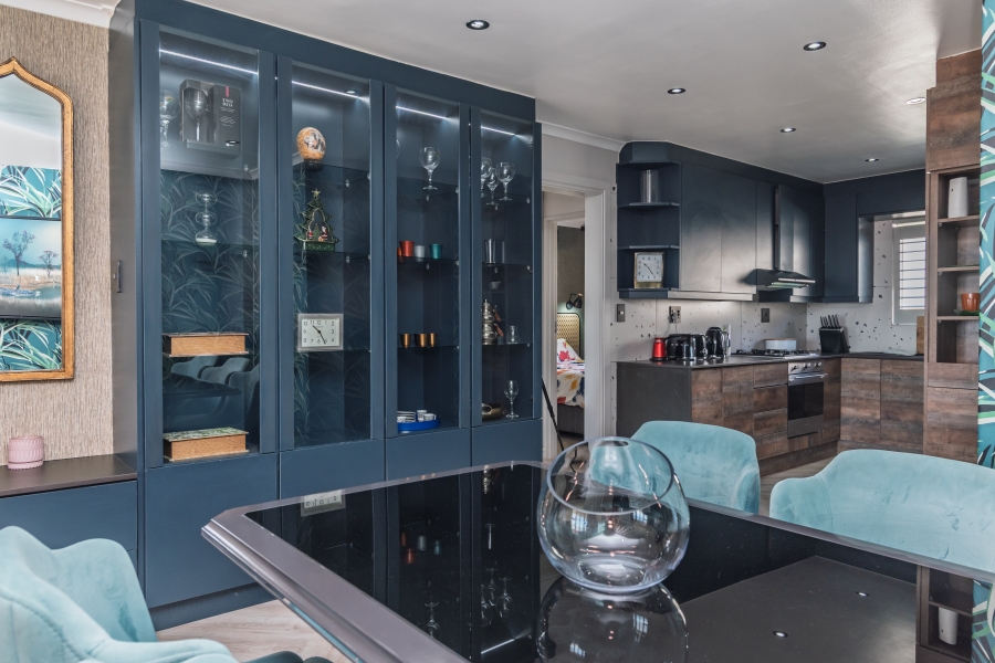 To Let 2 Bedroom Property for Rent in Vredehoek Western Cape